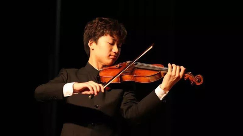 央院附中学生王仕含在美国奥伯林音乐学院库珀国际小提琴比赛喜获佳绩