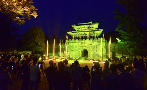 “行走天府·大地艺术季”音乐会在广元昭化古城开演