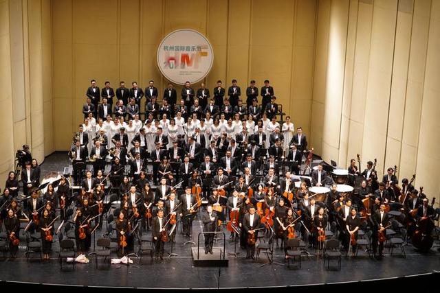 杭州爱乐乐团2020-2021音乐季开幕音乐会举行