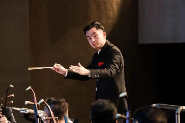 成功首演，主题民族交响音乐会《丝路山水图》添彩“2020金秋演出季”